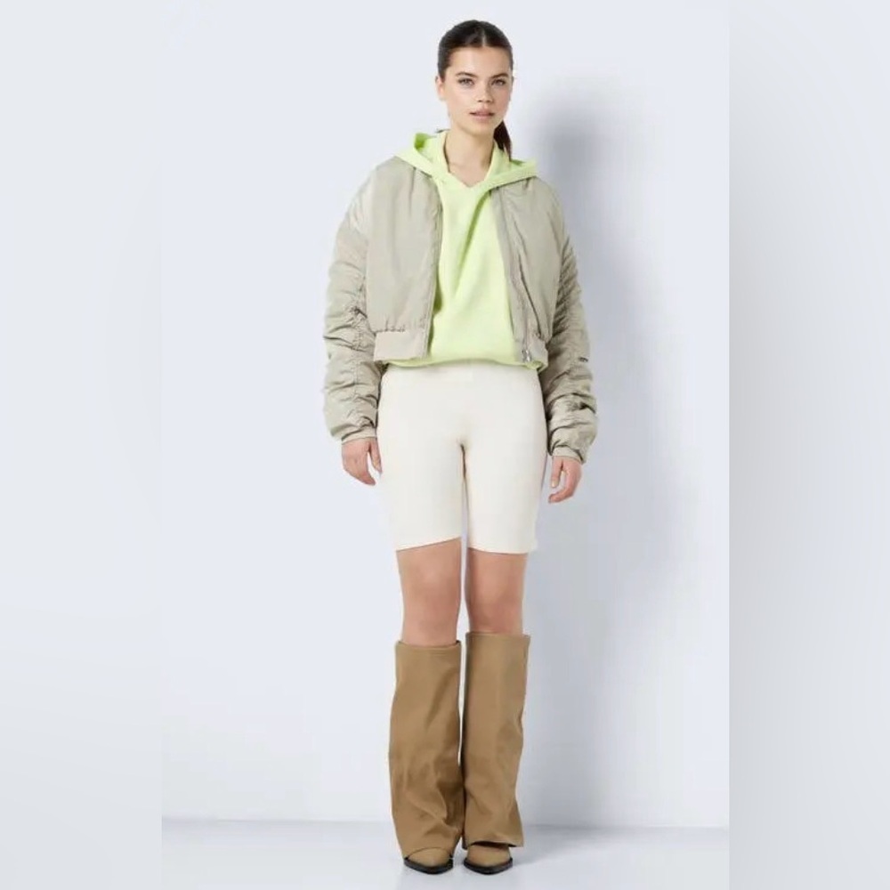 NOISY MAY Mae Rib High Waist Bike Shorts - Pearled Ivory